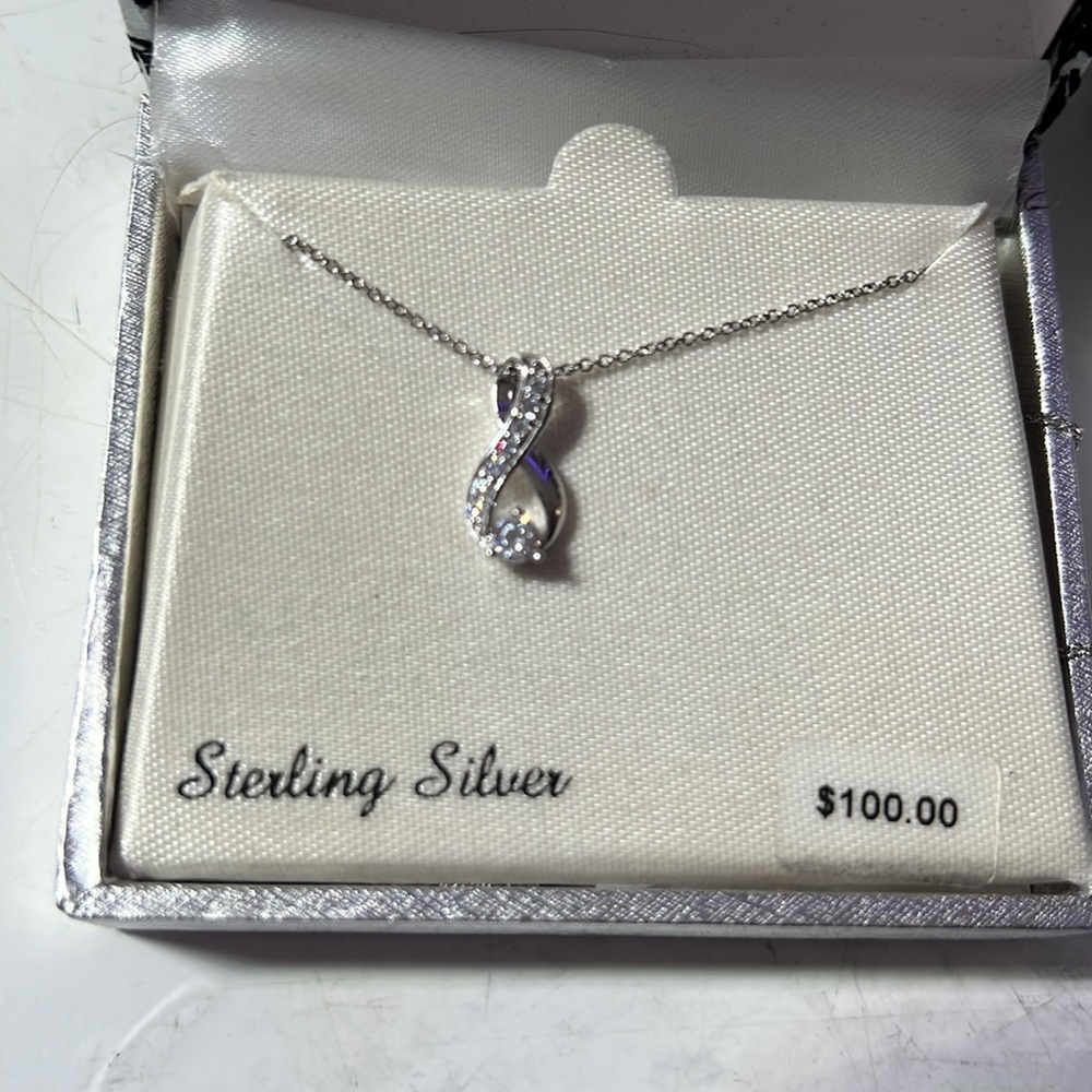 NEW! Diamonluxe simulated diamond Sterling Silver Necklace